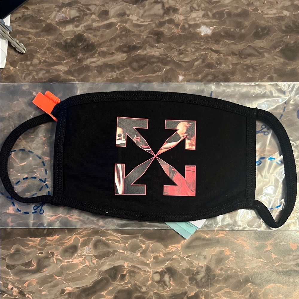 Off-White Black and Red Arrows Face Mask
